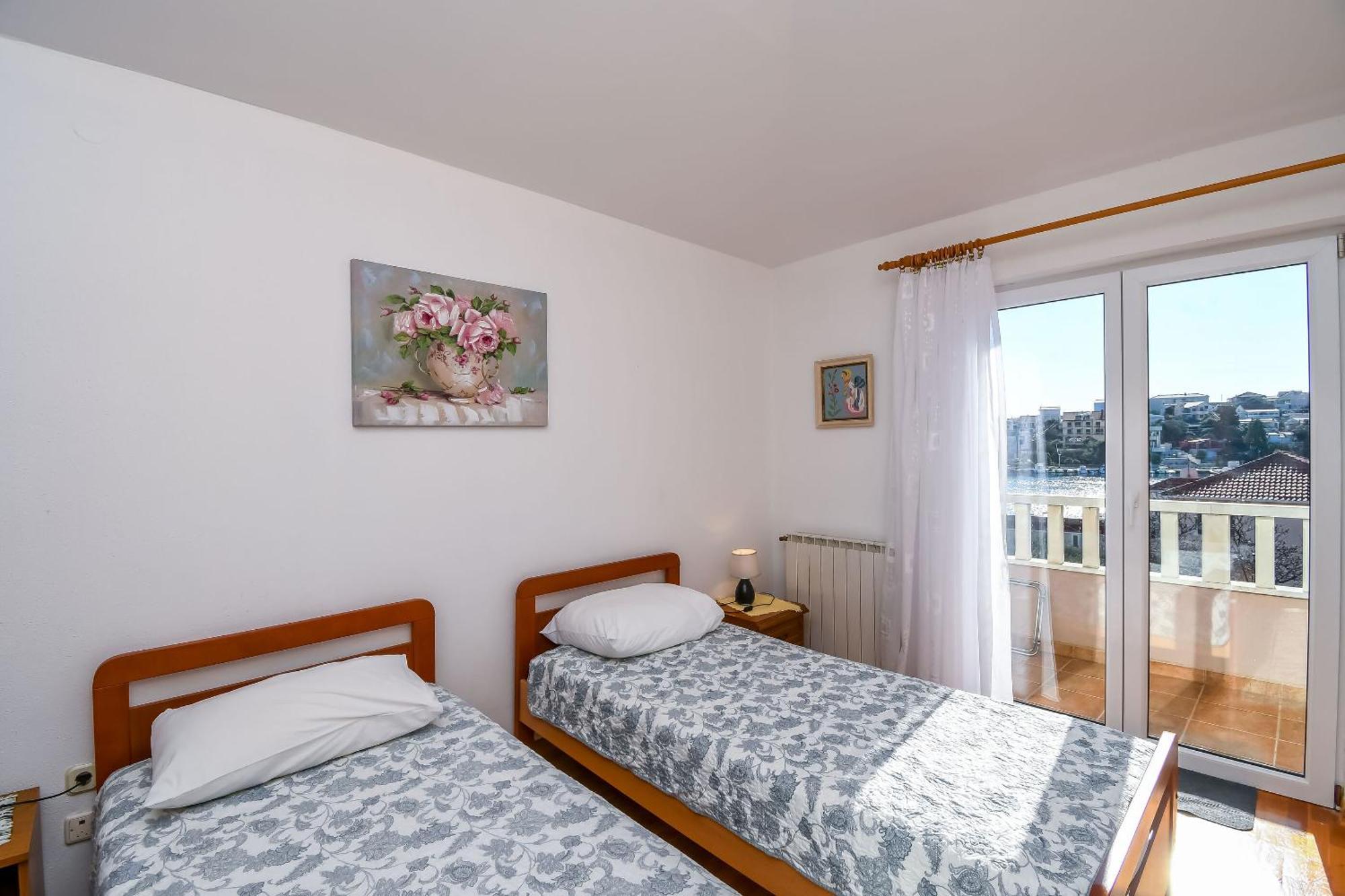 Apartments Vesna Сегет-Враница Экстерьер фото