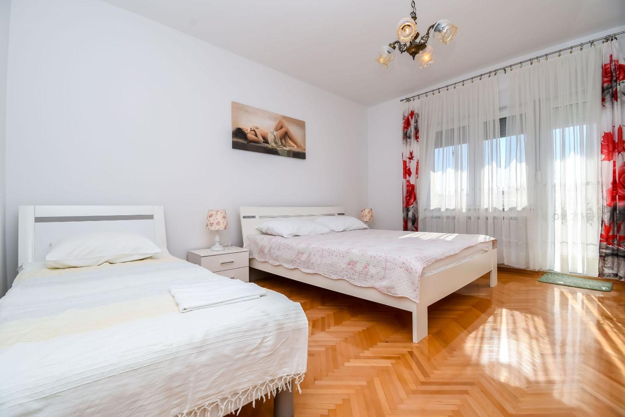 Apartments Vesna Сегет-Враница Экстерьер фото