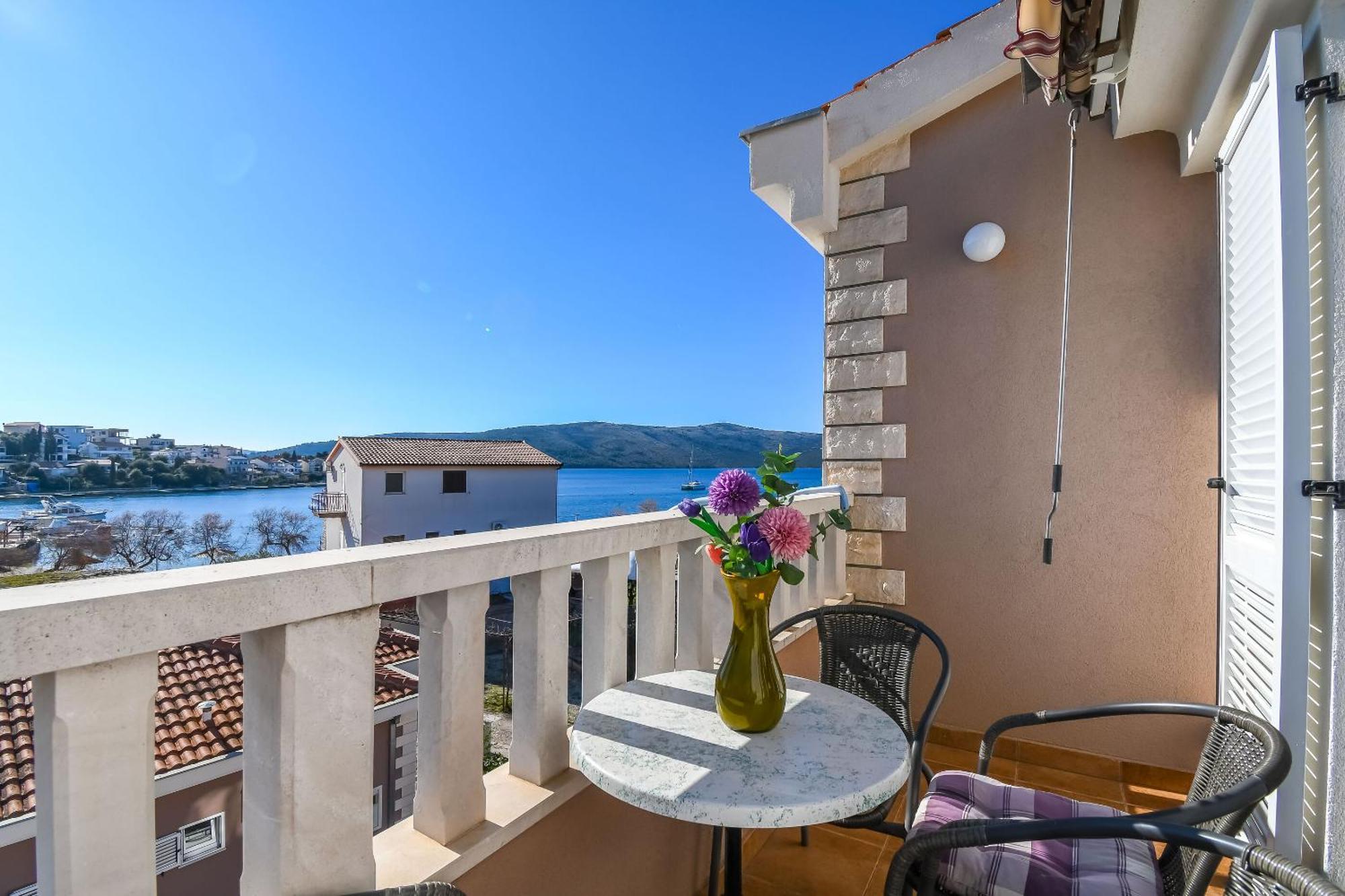 Apartments Vesna Сегет-Враница Экстерьер фото