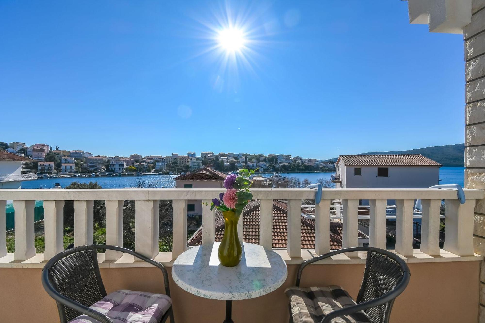 Apartments Vesna Сегет-Враница Экстерьер фото